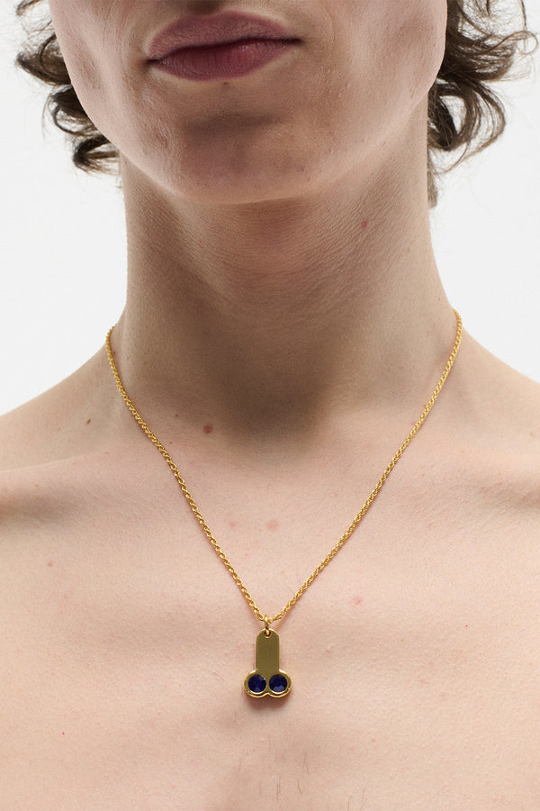 On model view of the Carne Bollente family jewels necklace in gold colour