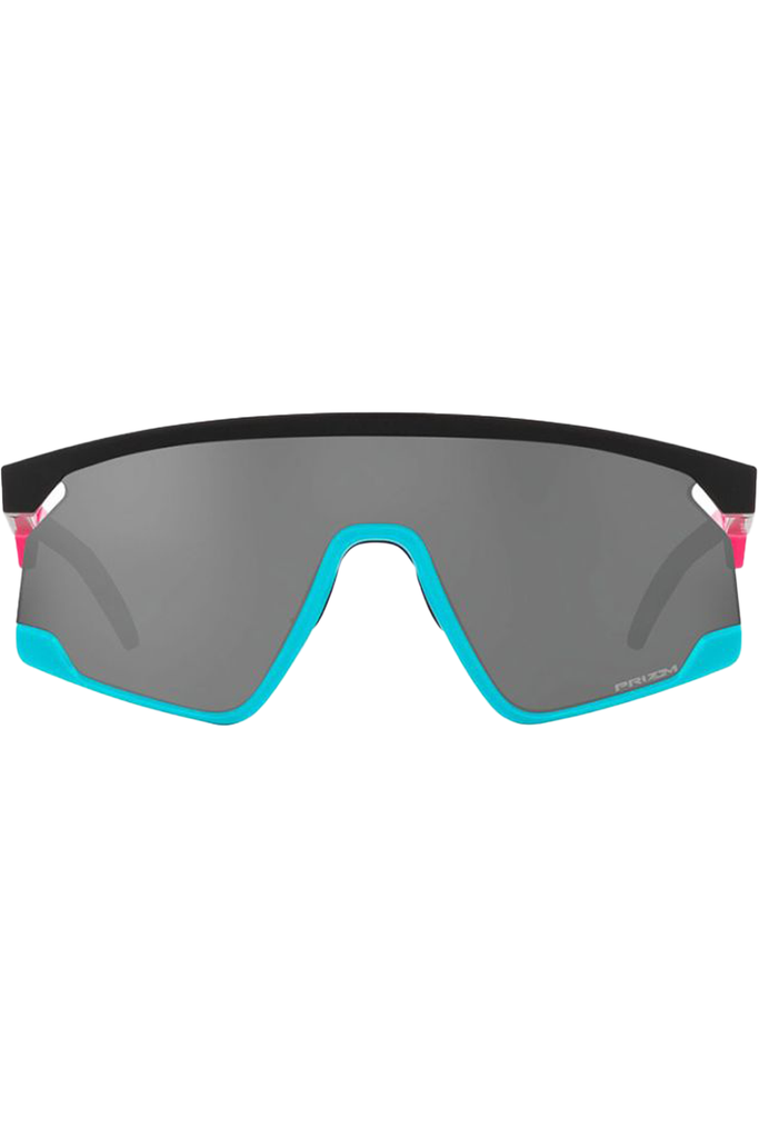 The Bxtr Shield sunglasses from the brand OAKLEY