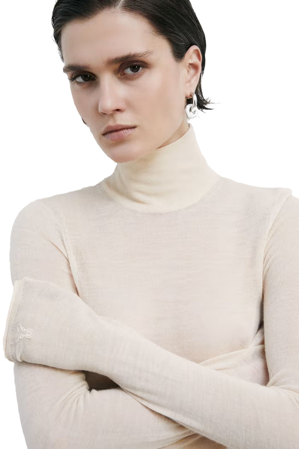 Lightweight Wool Turtleneck