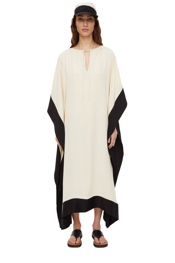 Sennasi Contrast-Edge Poncho Dress